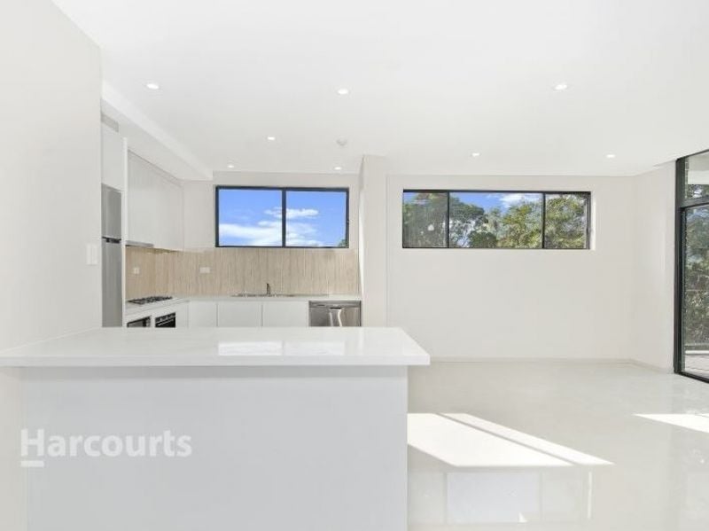 6/1 Dixon Street, Parramatta