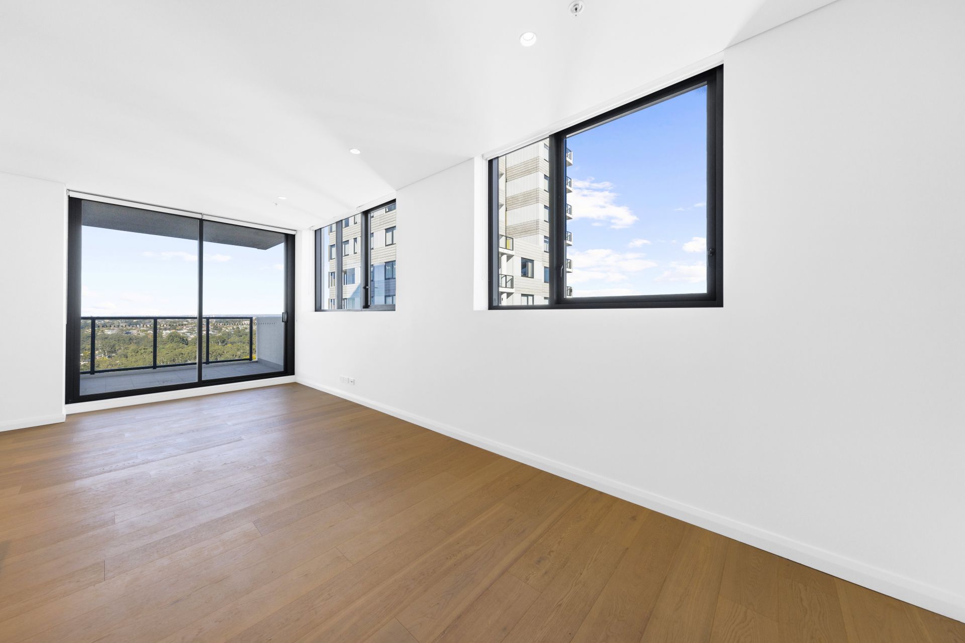 Level 16/B1603/139 Herring Road, Macquarie Park Rhodes Realty