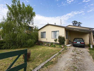 3
 
 
 
  
 
 
 1
 
 
 
  
 
 
 1
 
 
 
 
 
 
 
 134 Main Street, SHEFFIELD TAS 7306, Sheffield - Thumbnail 2