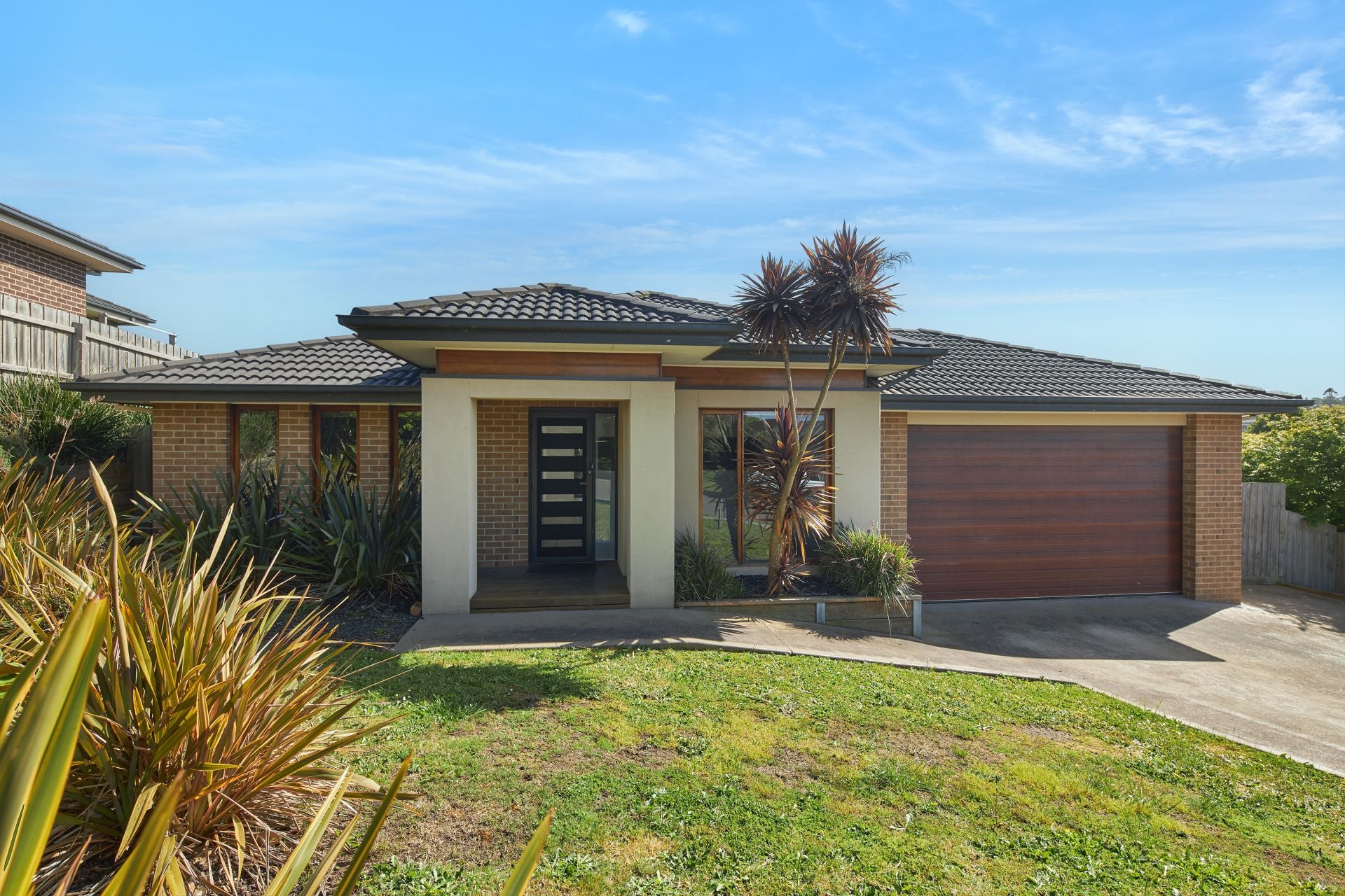 12 Paulan Court, Warragul VIC