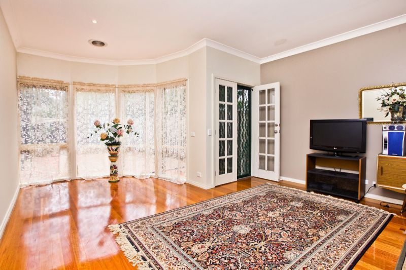 1/30 MacPherson Street, Footscray - Thumbnail 3