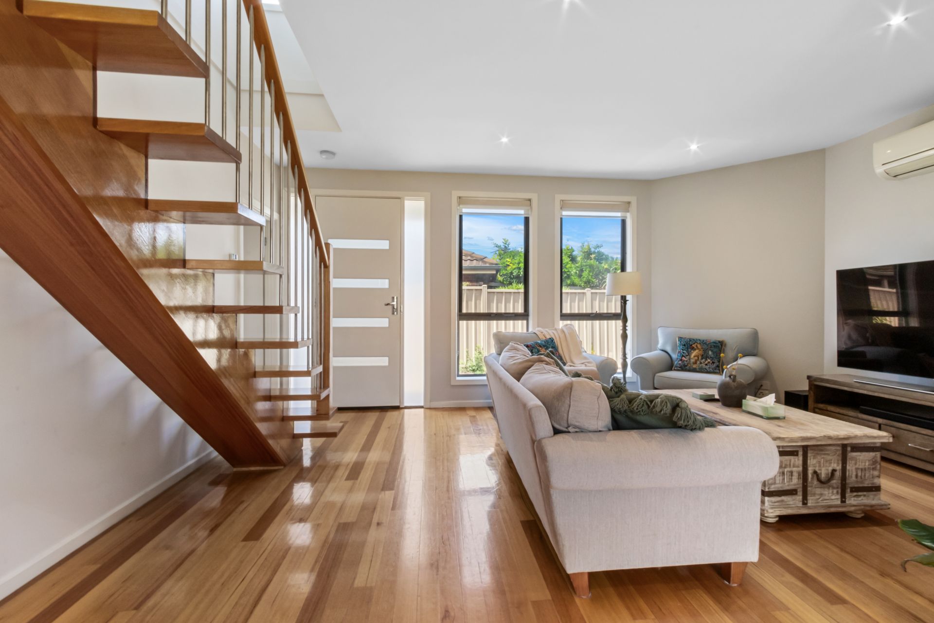 Executive Residence in Ideal Locale