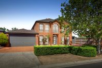 10 Englewood Court, Hillside VIC, Hillside - Image 1