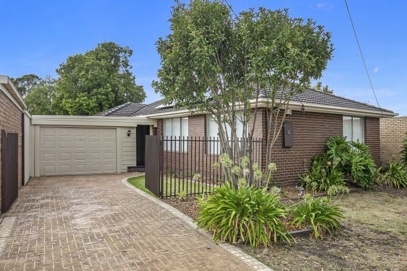 16 Keith Avenue, Epping