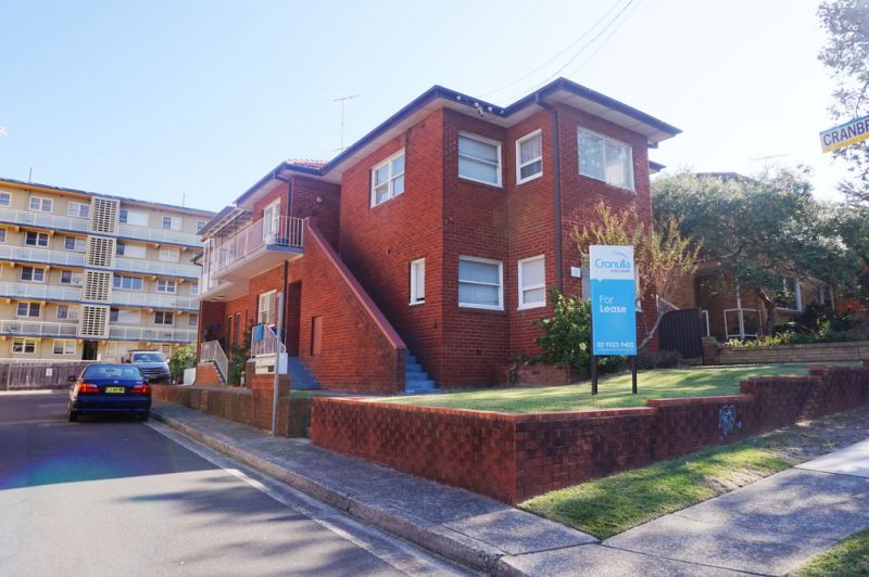 1/2 Searl Road