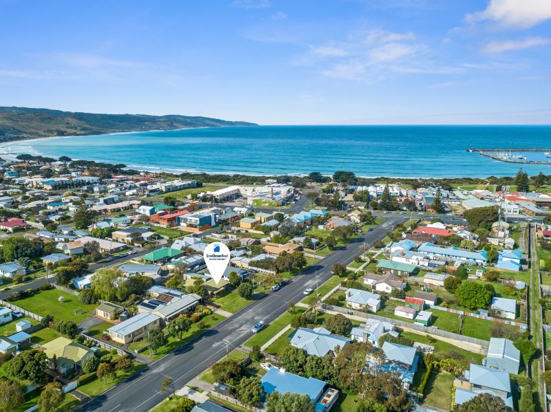 16 Montrose Avenue Apollo Bay VIC, Apollo Bay - Thumbnail 2