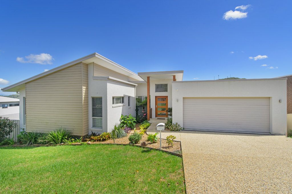 19 Ocean Ridge Terrace, PORT MACQUARIE NSW 2444