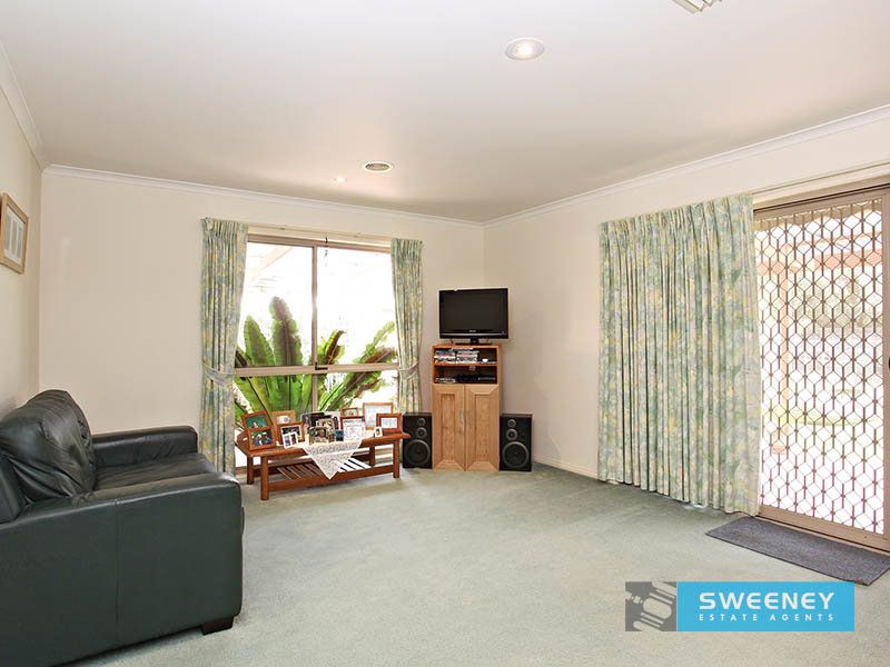 9 Curlew Avenue, Altona - Thumbnail 6