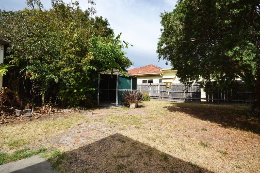 SPACIOUS FAMILY HOME IN A GREAT LOCATION!