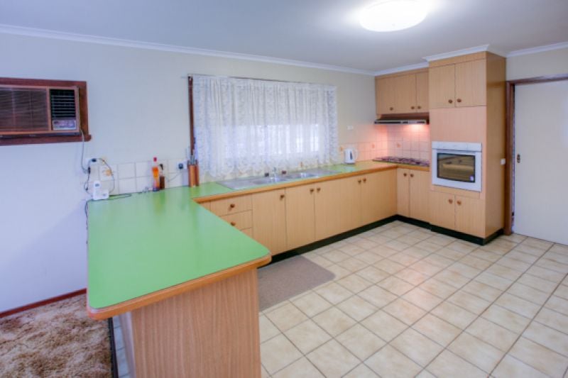 2 Elsa Court Wodonga VIC, Wodonga - Thumbnail 4