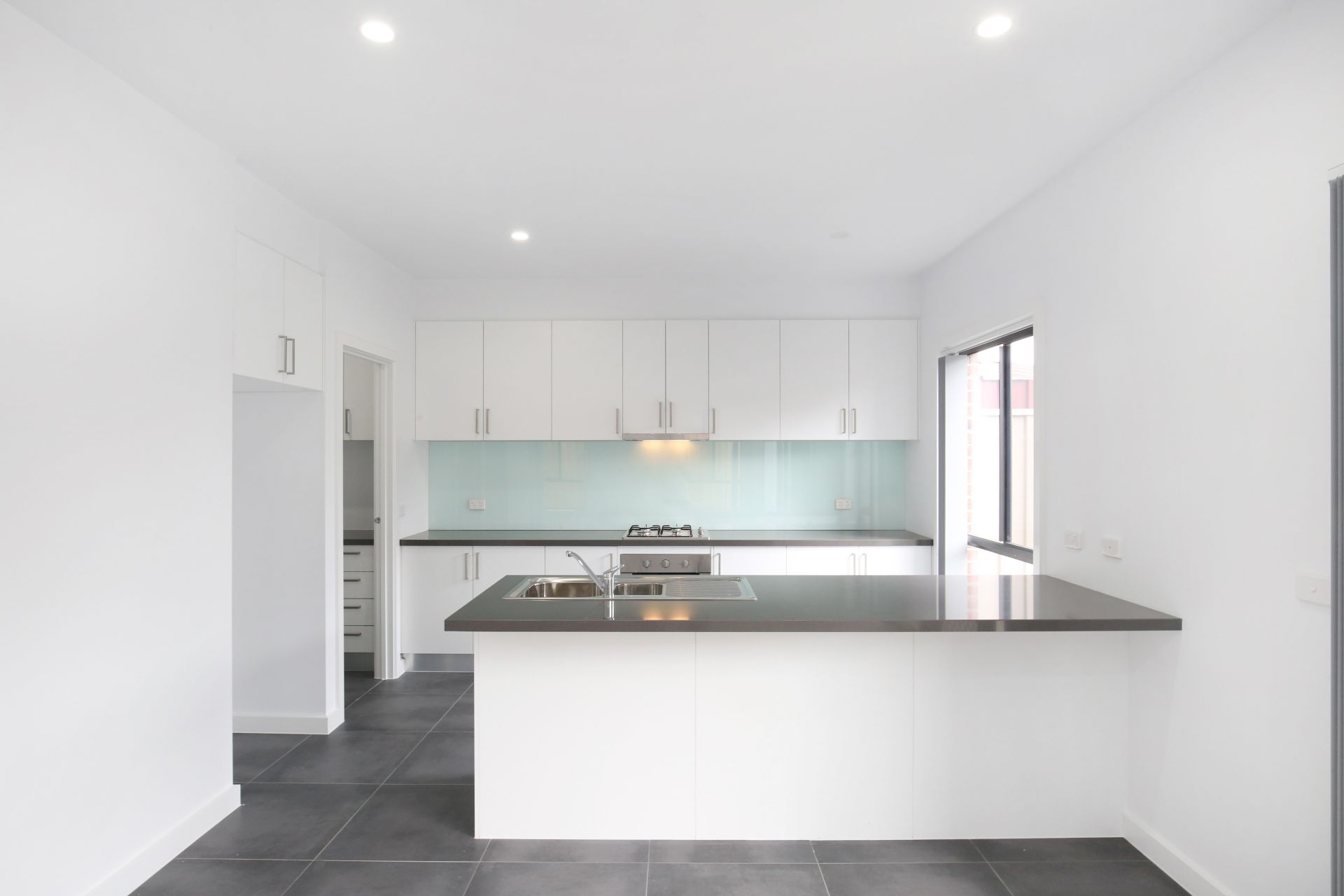 BRAND NEW TOWNHOUSE   *Insp Thu 14th Nov @ 4:35pm*