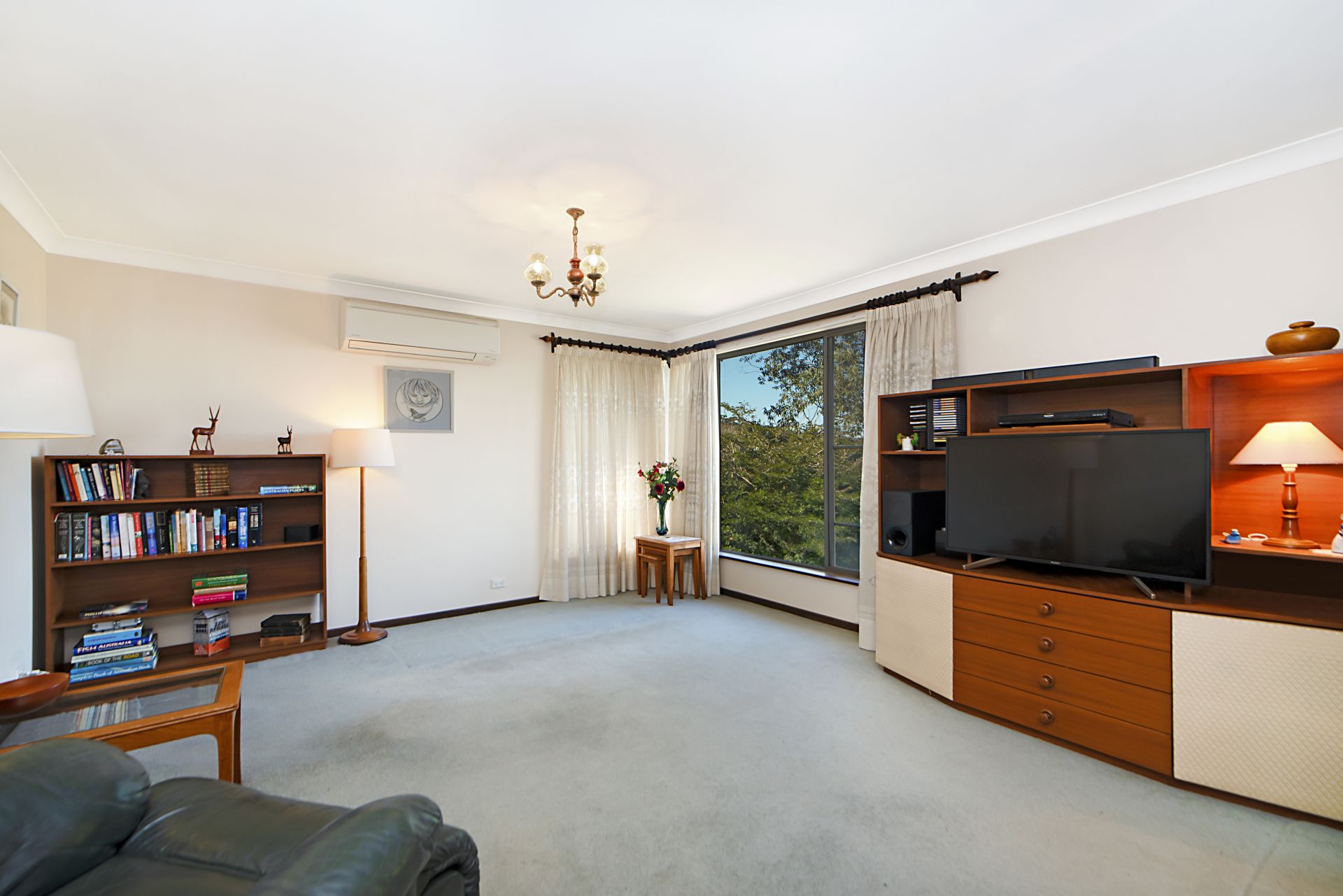 3-Bedroom Home and 1-Bedroom Granny Flat on Large East Side Block, 3-Bedroom Home And 1-Bedroom Granny Flat On Large East Side Block - Thumbnail 7