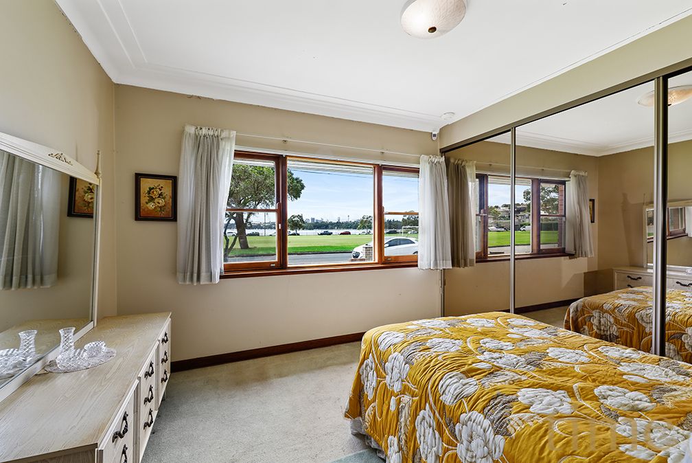 43 Nield Avenue, Rodd Point NSW