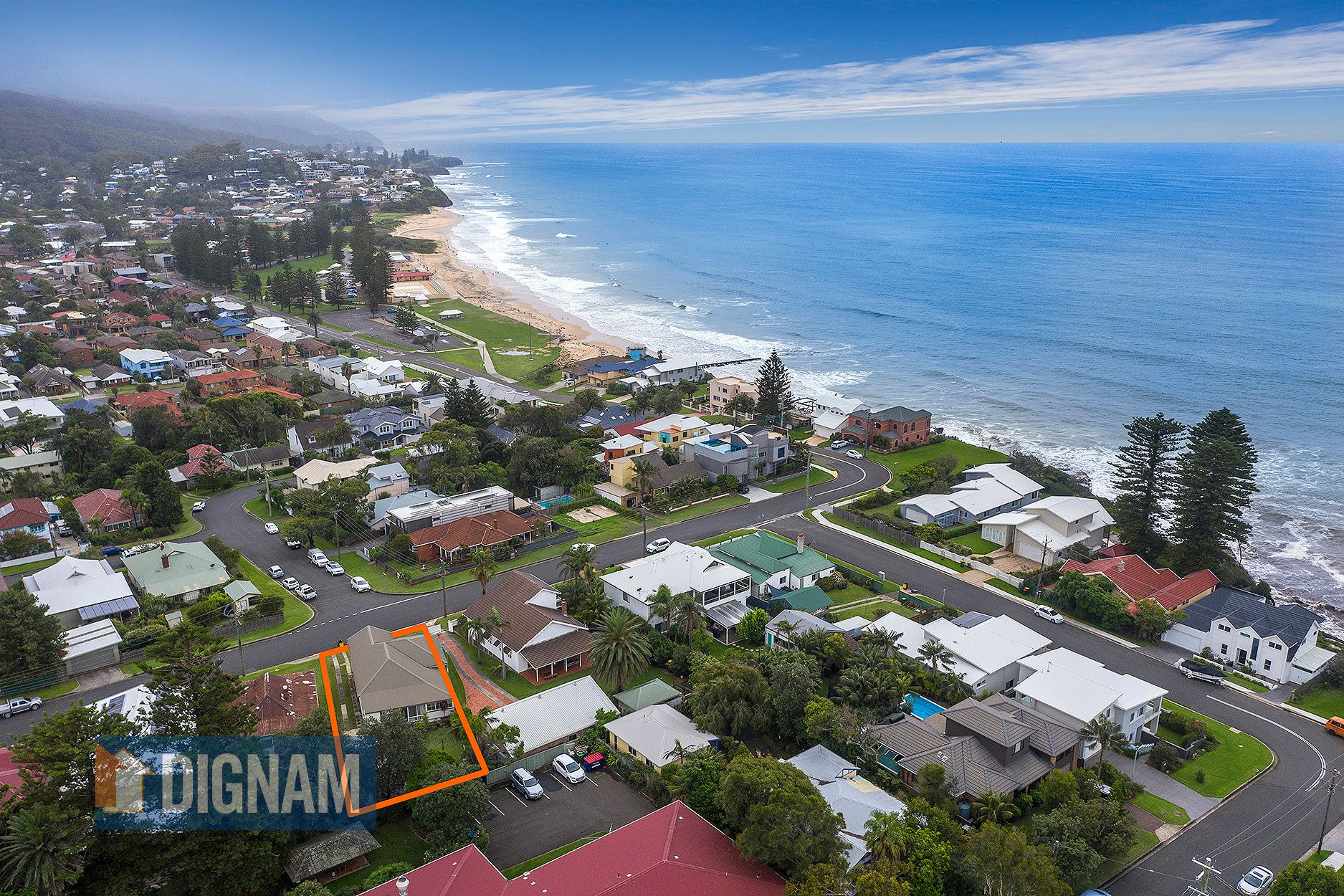 10 Surfers Parade, Thirroul NSW