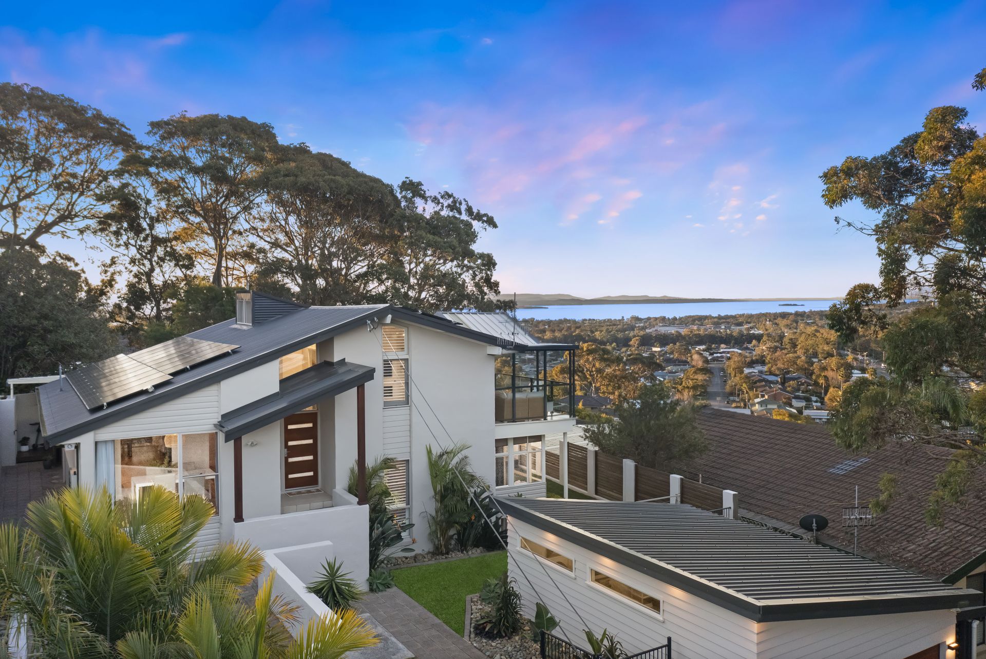 19 Mossman Avenue, Bateau Bay Whiteman Property