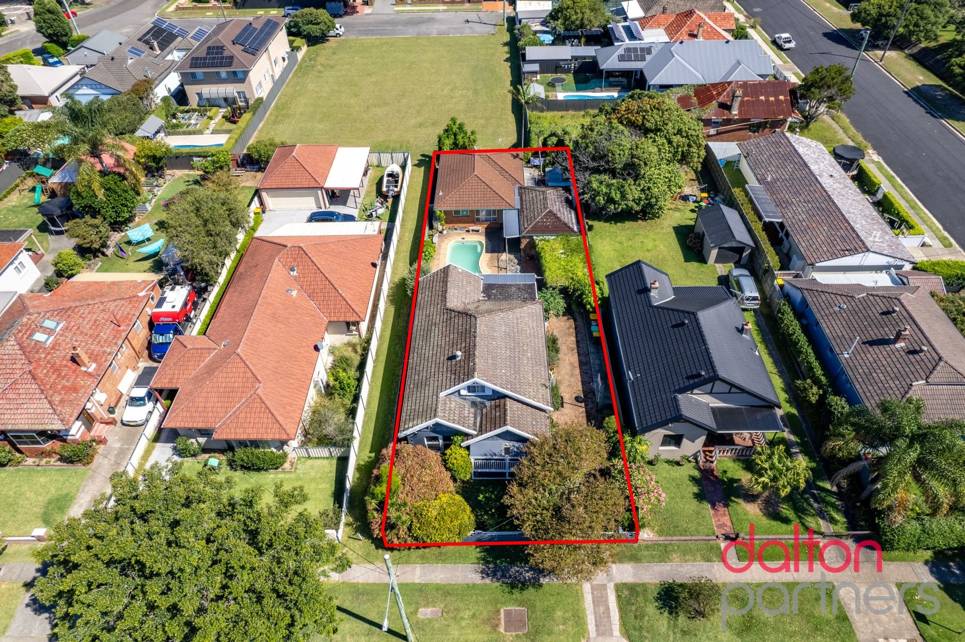 94 Gordon Avenue, Hamilton South Dalton Partners The Junction