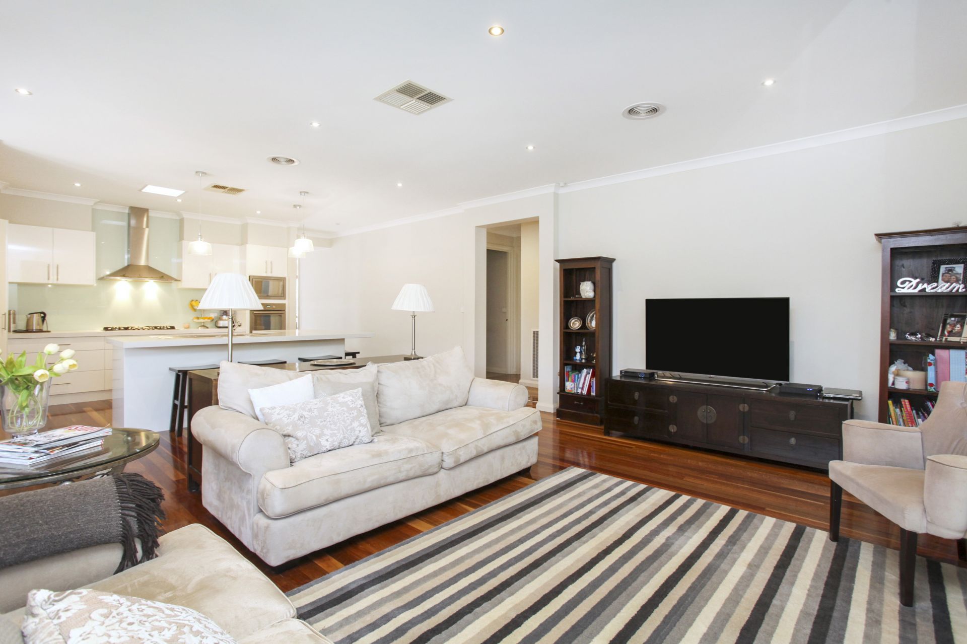 24 The Avenue, Caroline Springs - Thumbnail 8