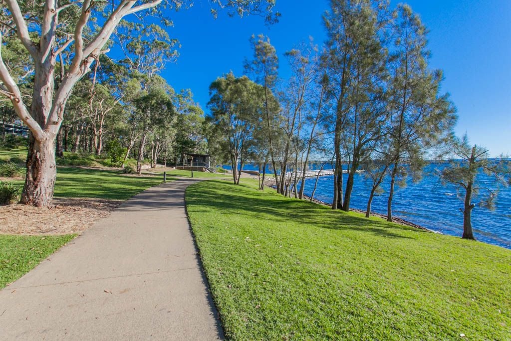 106 Lake Forest Drive, Murrays Beach