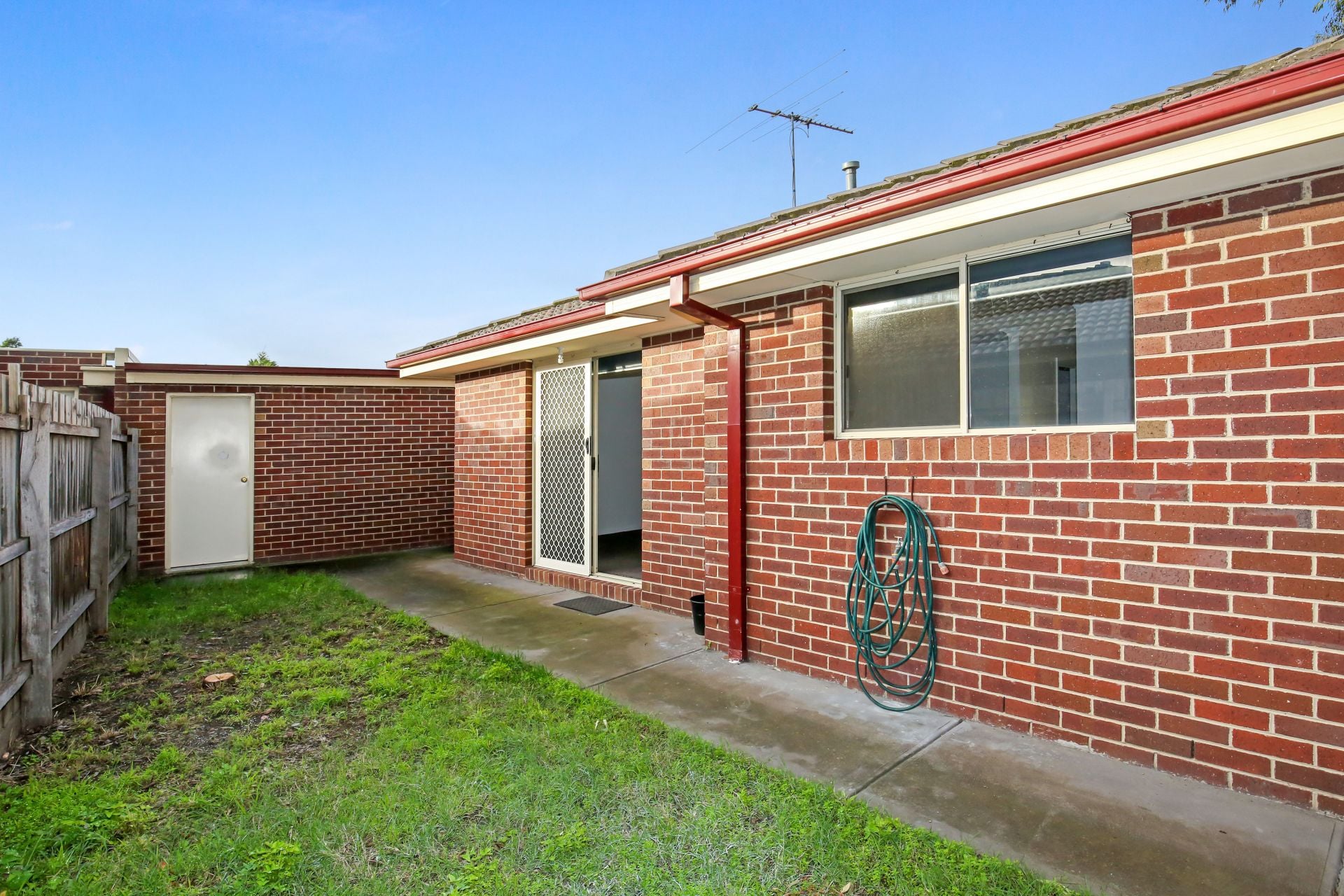 IDEALLY LOCATED!