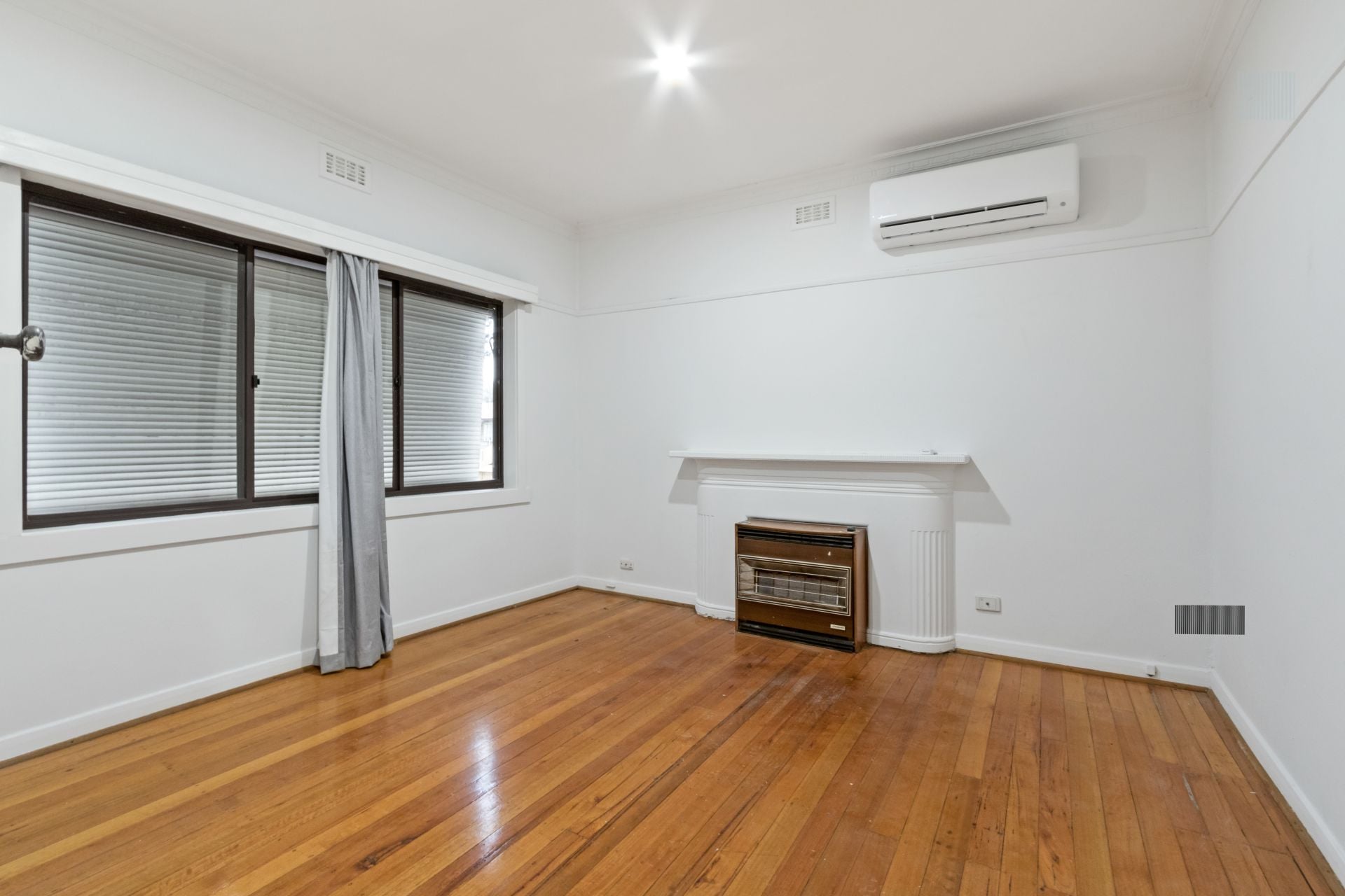 Bright & Spacious home!