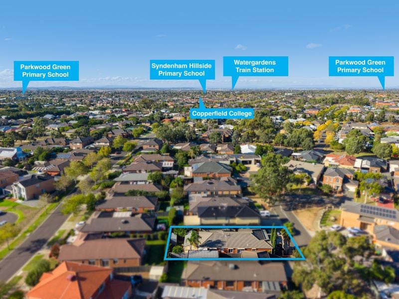 11 Pro Hart Way, Caroline Springs