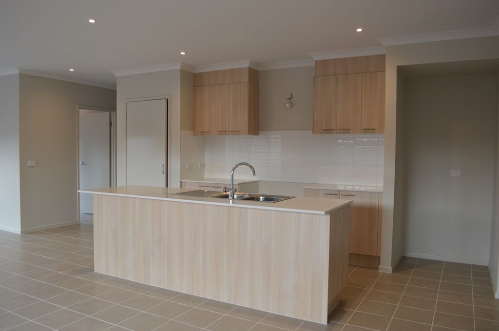 LUXURY LIVING!!