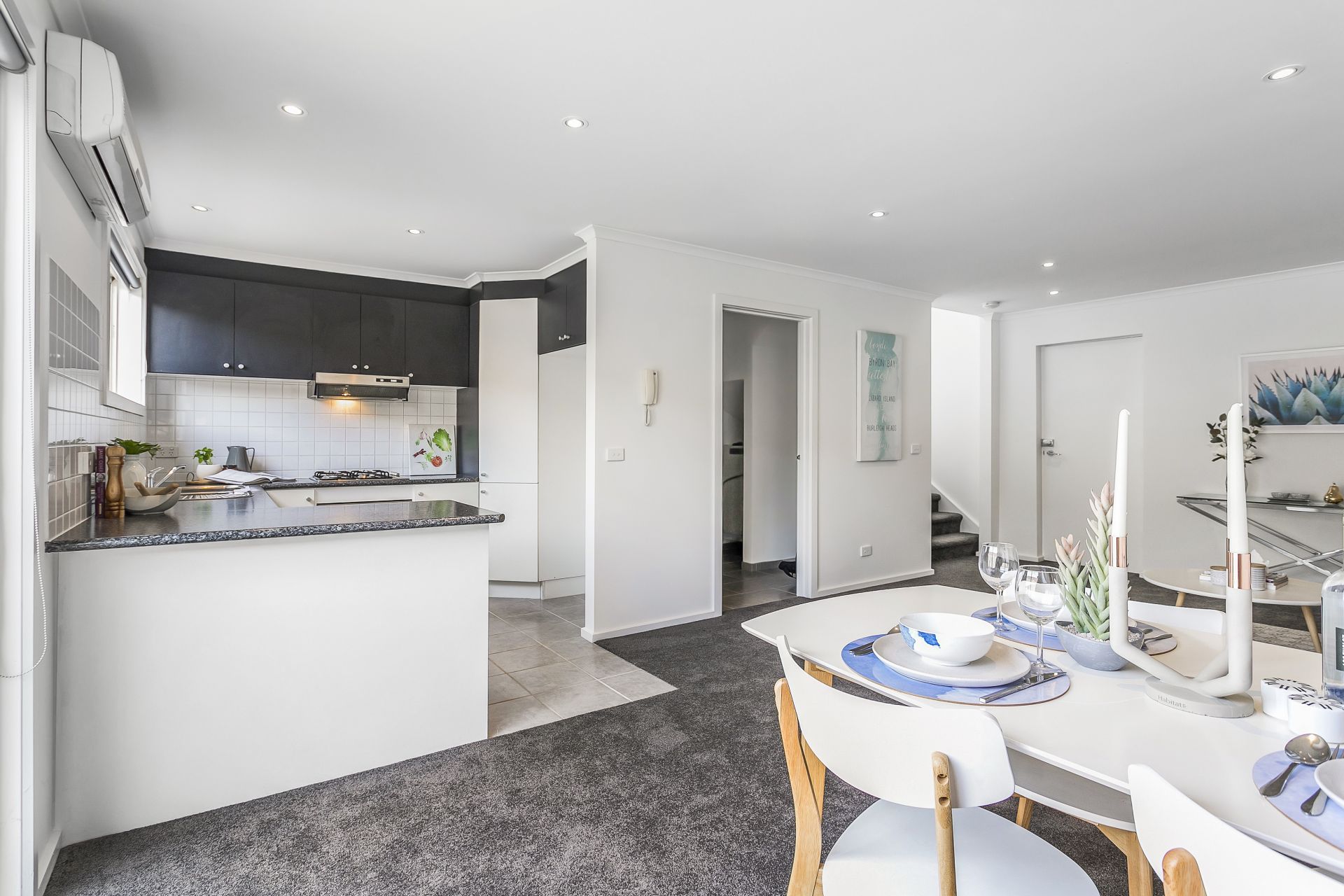 2/102 Cross Street, West Footscray - Thumbnail 5
