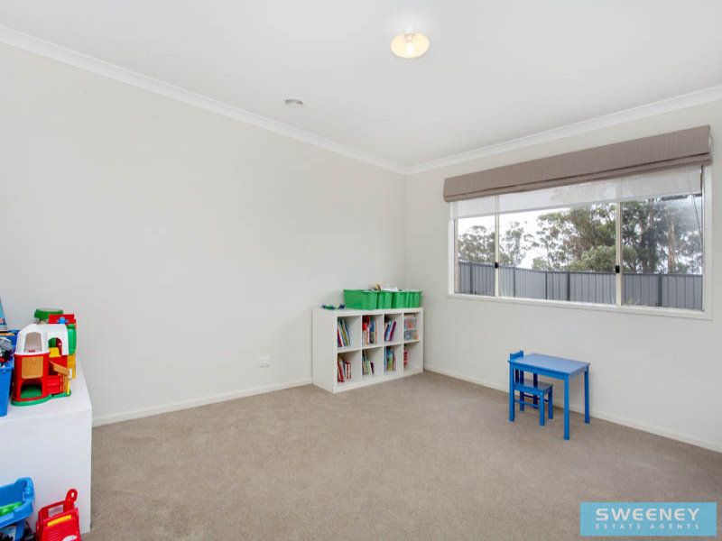 31 Pembroke Crescent, Derrimut - Thumbnail 7