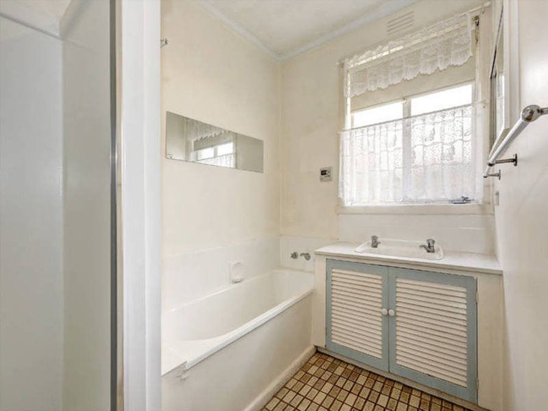 51 Ginifer Avenue, Altona North - Thumbnail 3