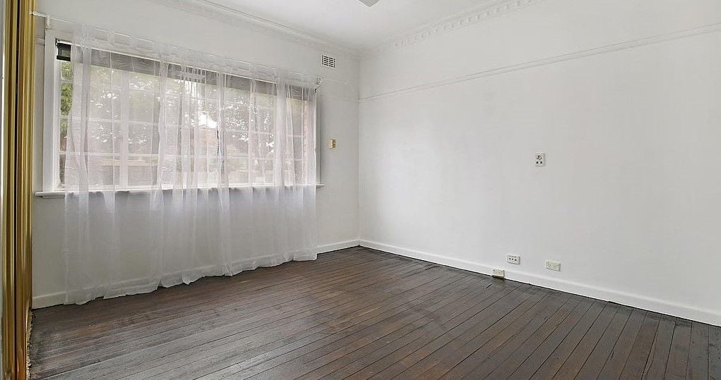 2 BEDROOM HOME IN PRIME LOCATION
