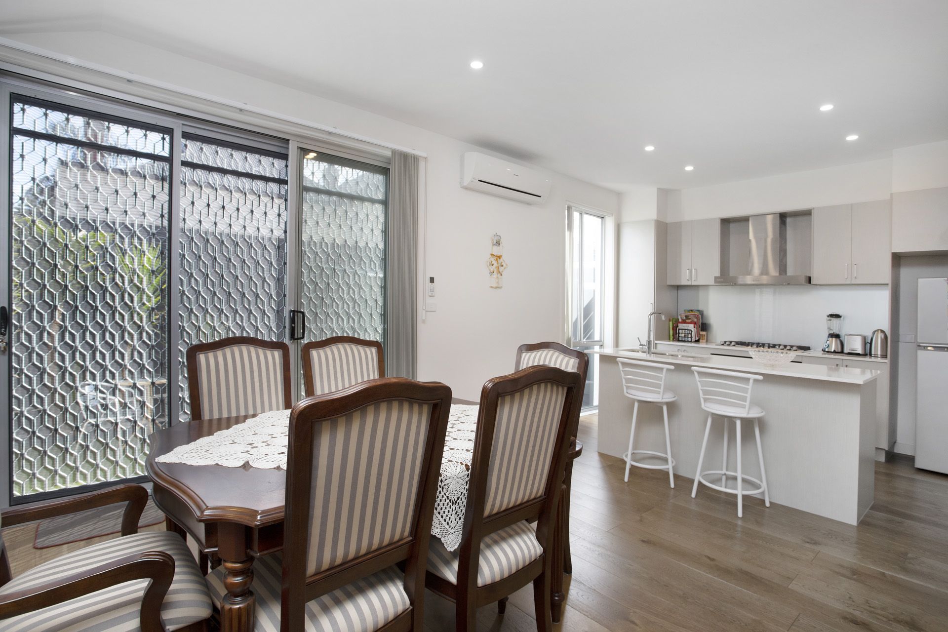 42I Adelaide Street, Footscray - Thumbnail 4