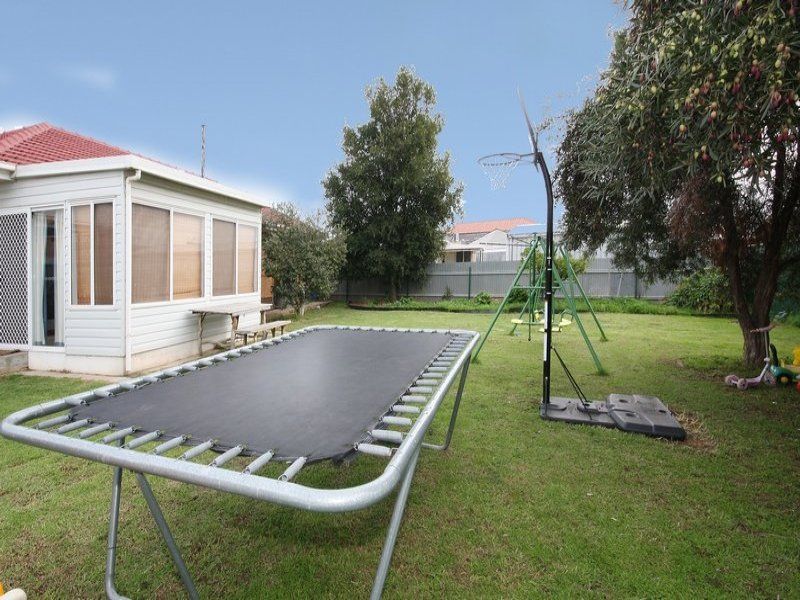 4 ANGLEY AVENUE Findon 5023