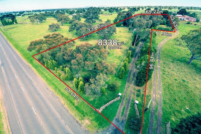 1200 Donnybrook Road, Woodstock