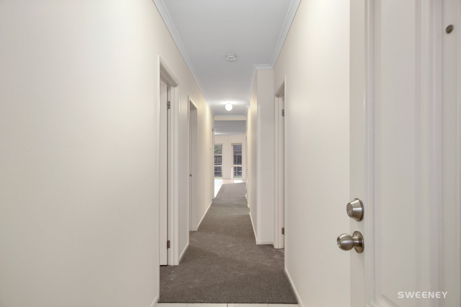 10 Skipper Drive, Altona Meadows - Thumbnail 3