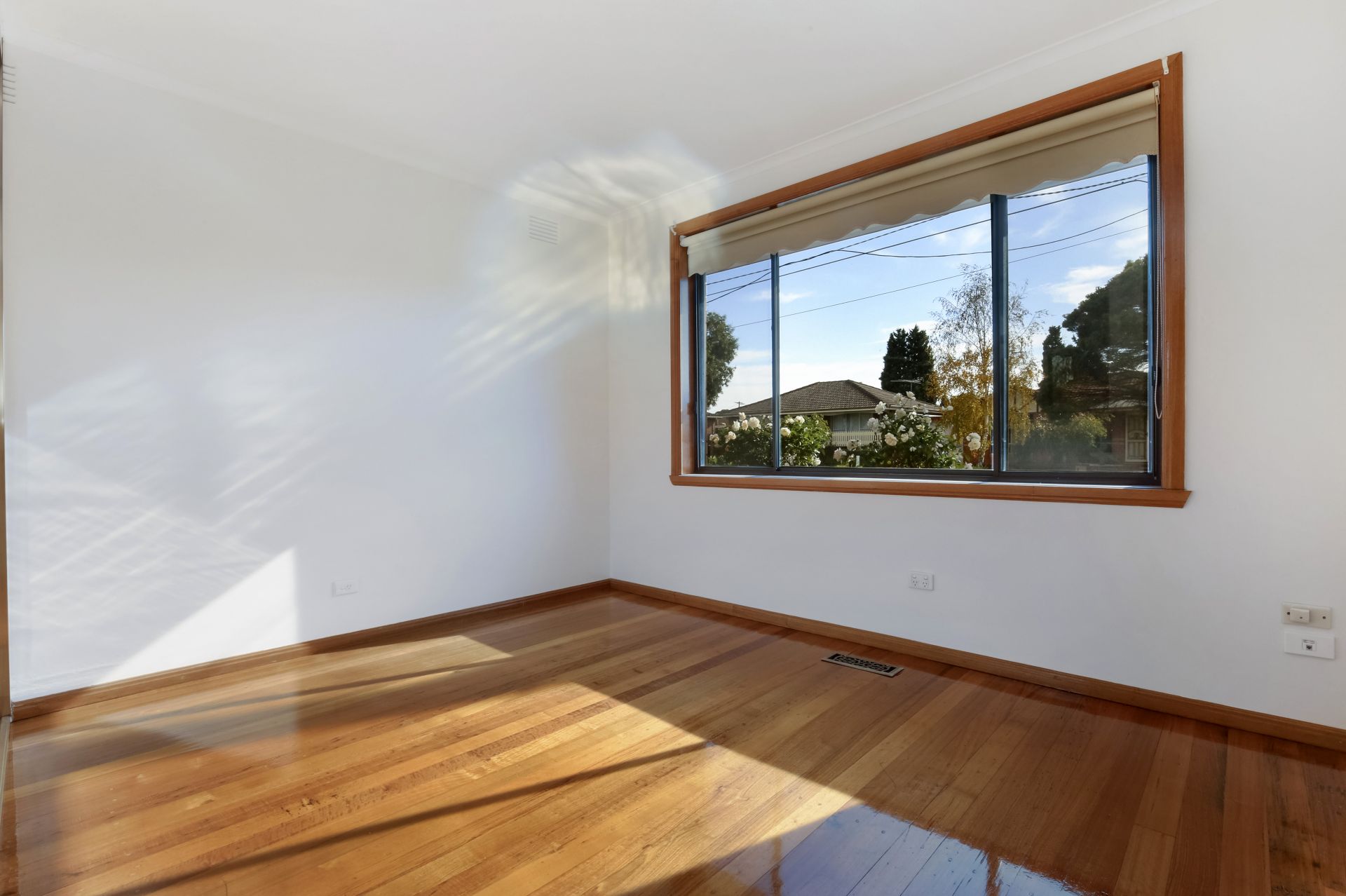 NEWLY RENOVATED IN IMPECCABLE CONDITION
