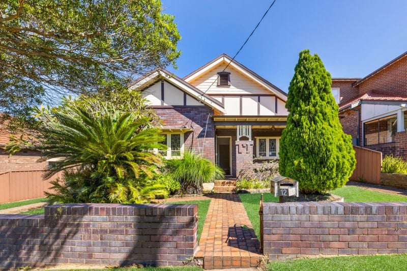 12 Daly Avenue, Concord