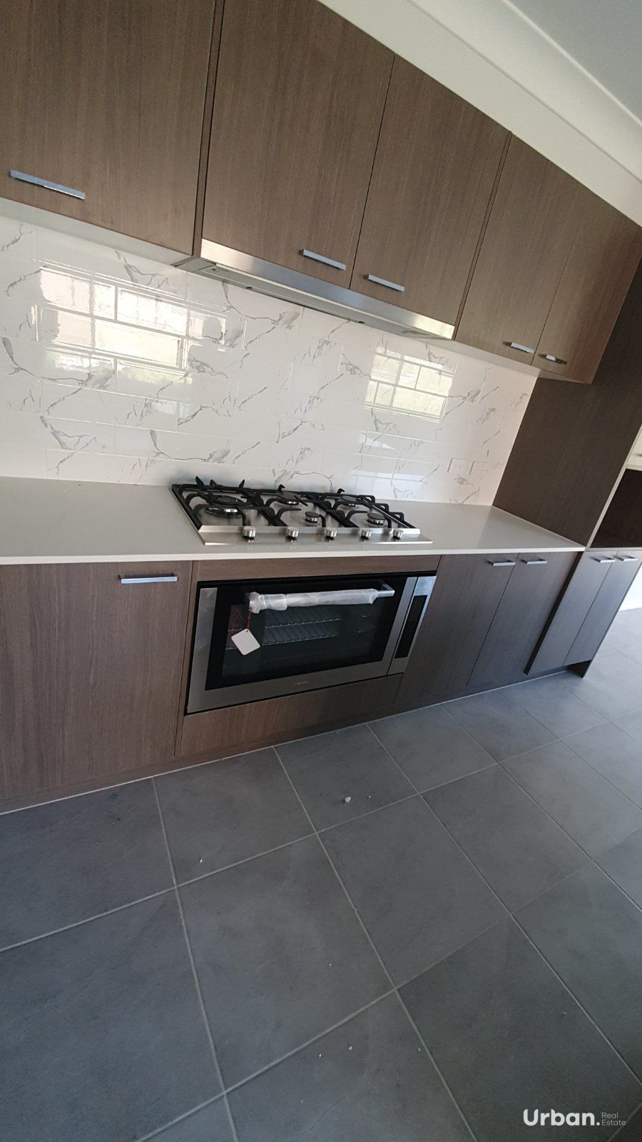 Riverstone 11b Lacilo Street