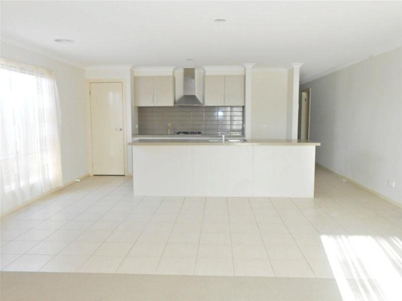 BEST VALUE FOR MONEY IN MERNDA! **OPEN FOR INSPECTION ON SATURDAY 23RD NOVEMBER @ 10:15-10:30AM**