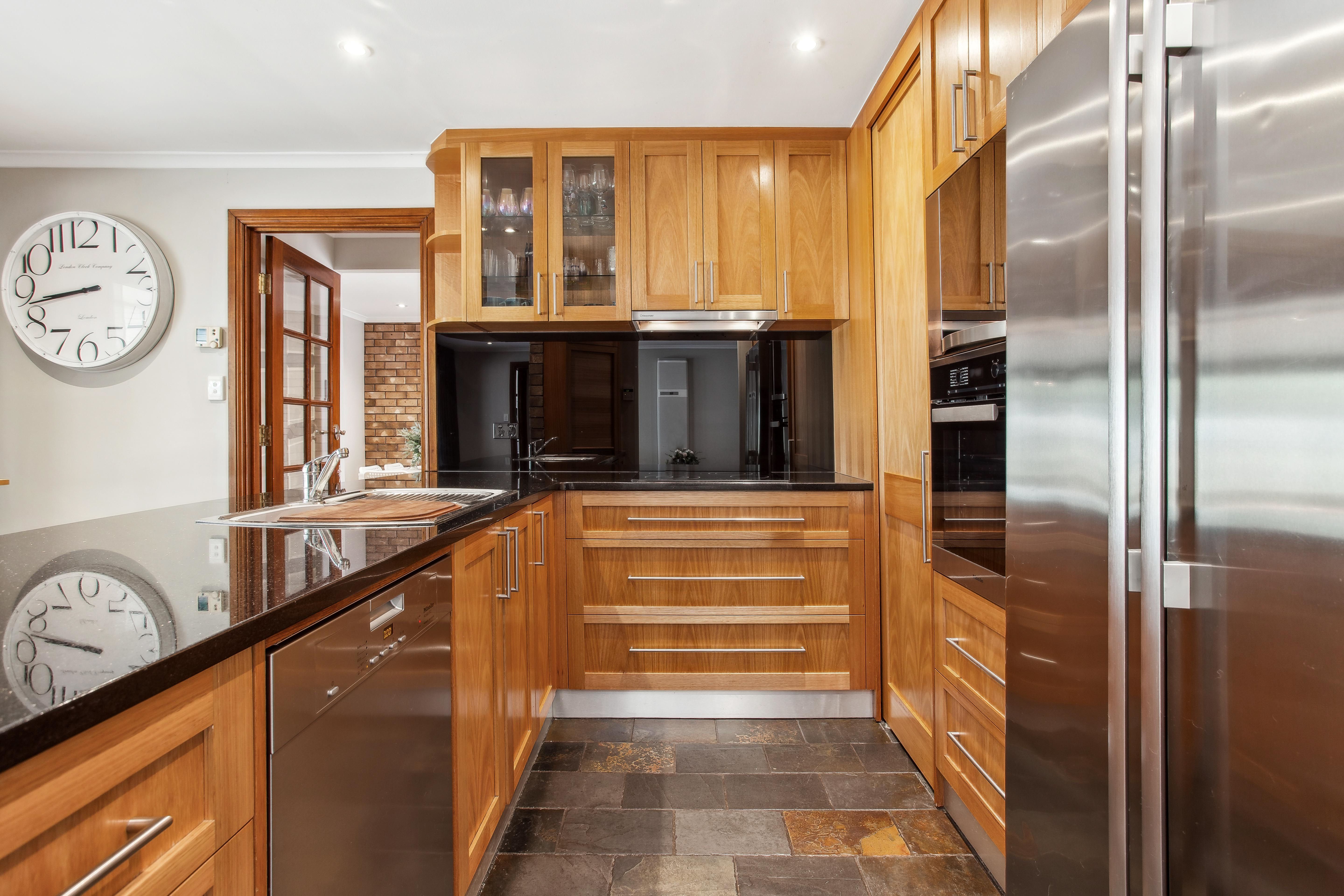 19 Wanbi Court Craigmore 5114