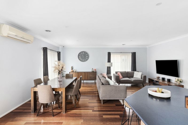 6 Lyme Park Circle, Caroline Springs - Thumbnail 6