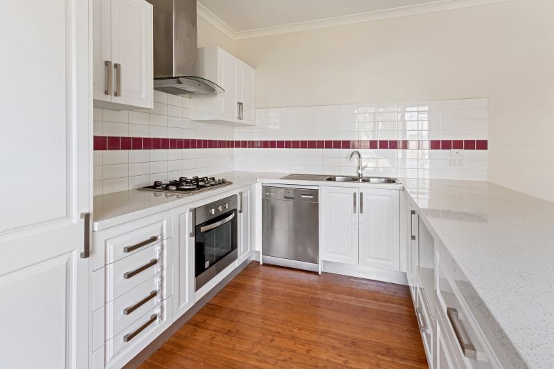 1/947 High Street, Reservoir