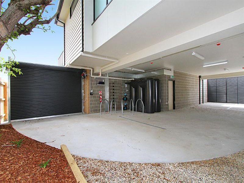 Super Home in a Sophisticated Complex!