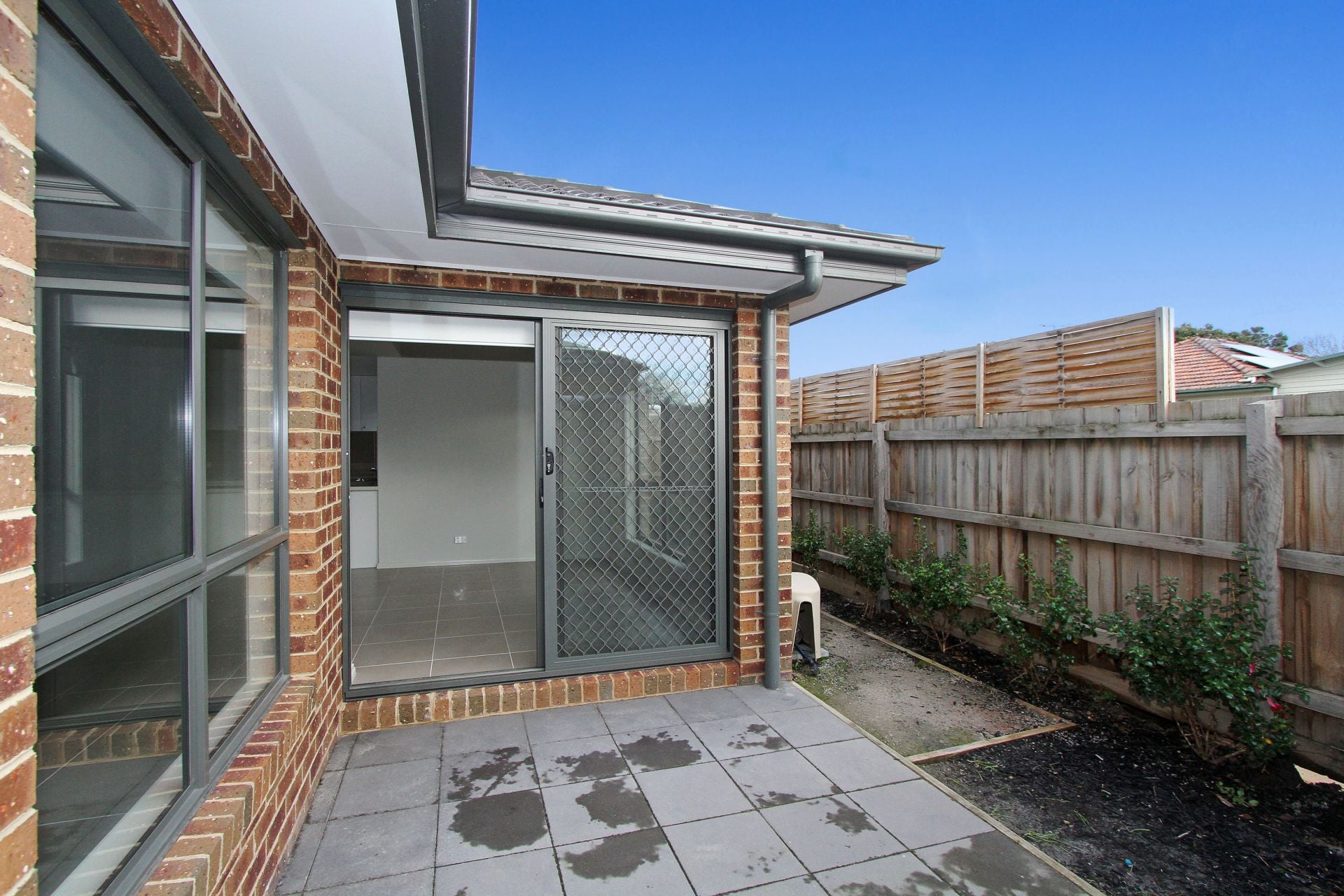 * The property is currently under application. * 
AS NEW TWO BEDROOM TWO BATHROOM PLUS STUDY