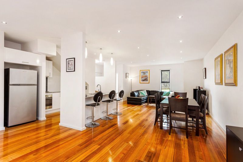 2/10 Cala Street, West Footscray - Thumbnail 2