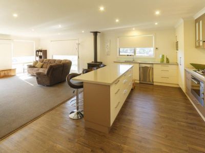 24 Lakeside Drive, Nook, ACACIA HILLS, Acacia Hills - Thumbnail 4