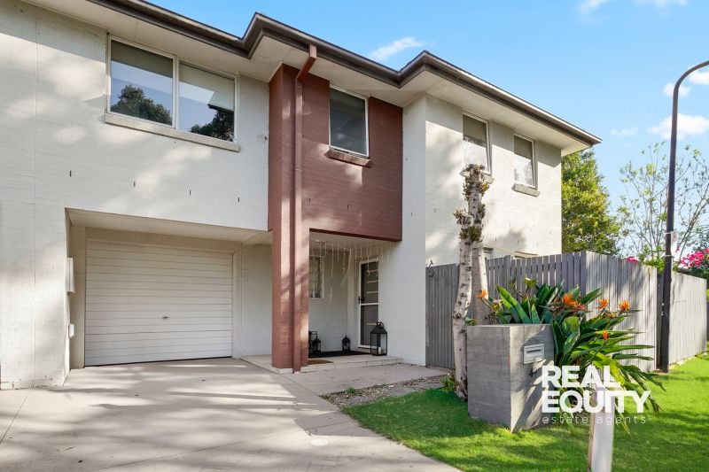 Real Estate For Sale 49 Parkwood Road Holsworthy , NSW