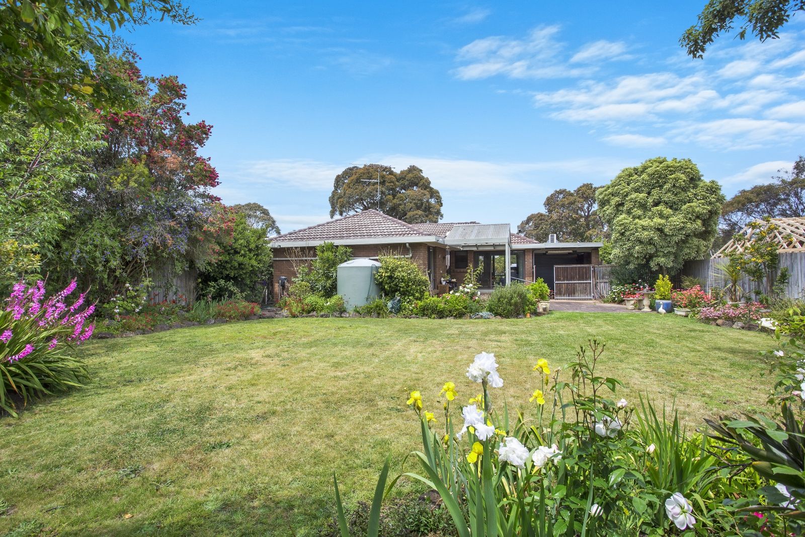Real Estate For Sale 15 Heath Close Ocean Grove , VIC