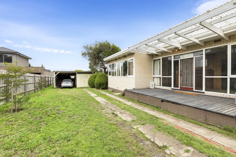 6 Meyer Road, Burwood - Thumbnail 5