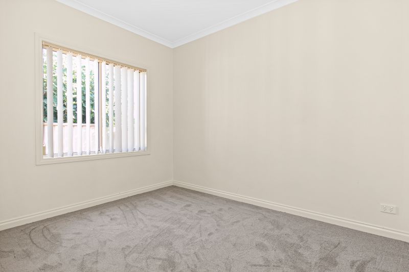 2/5 Hawthorn Court, Mill Park