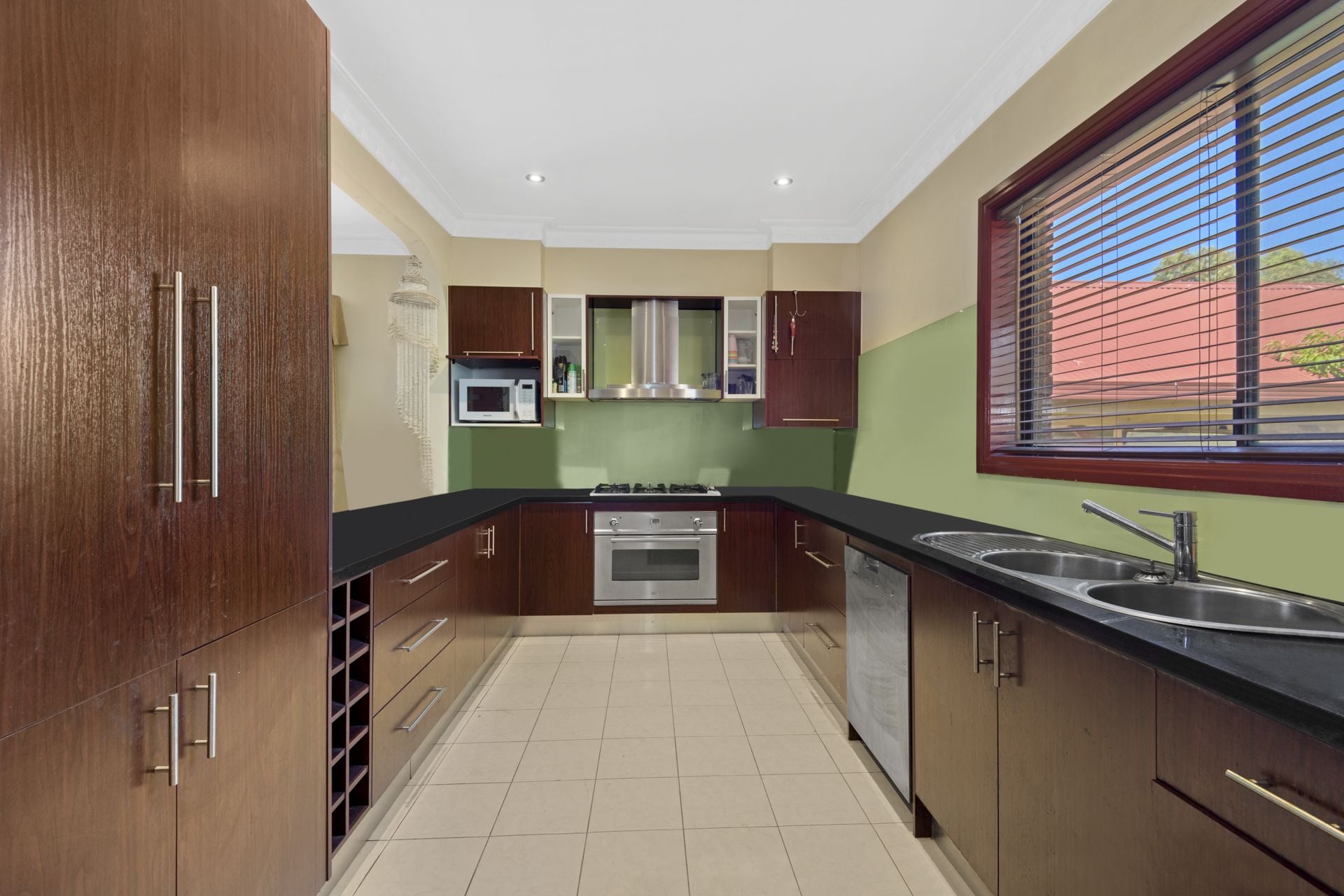 SPACIOUS FAMILY HOME